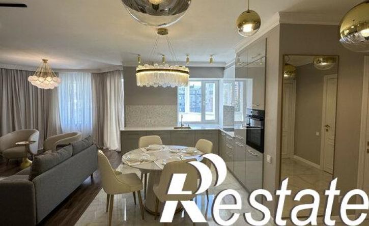 3-комн квартира улица Дзержинского, 20,  д. 20