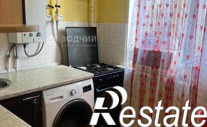 2-комн квартира улица Олега Кошевого, 9 к1,  д. 9 к1