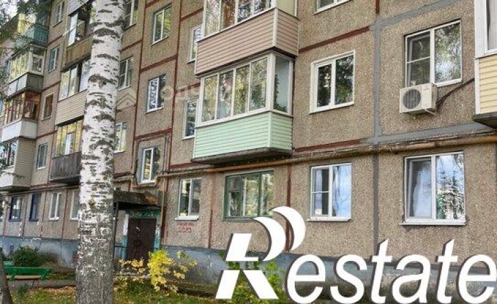 2-комн квартира улица Олега Кошевого, 9 к1,  д. 9 к1