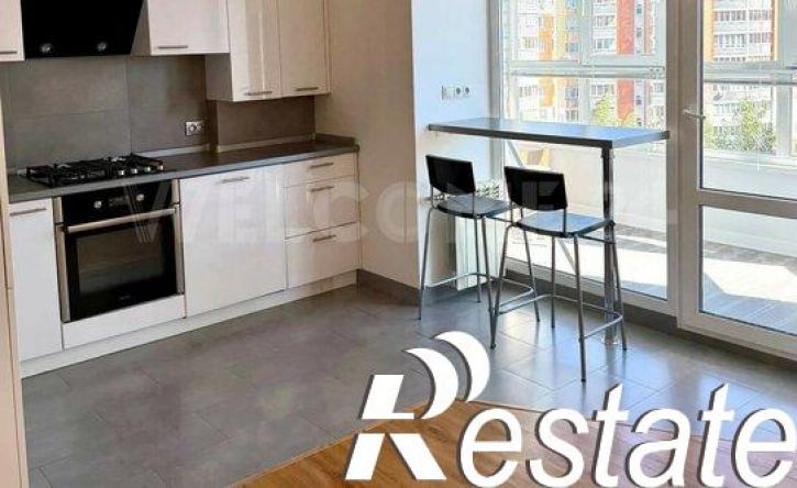 3-комн квартира улица Петра Ермолаева, 3,  д. 3