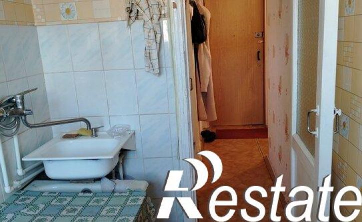 3-комн квартира улица Декабристов, 25,  д. 25
