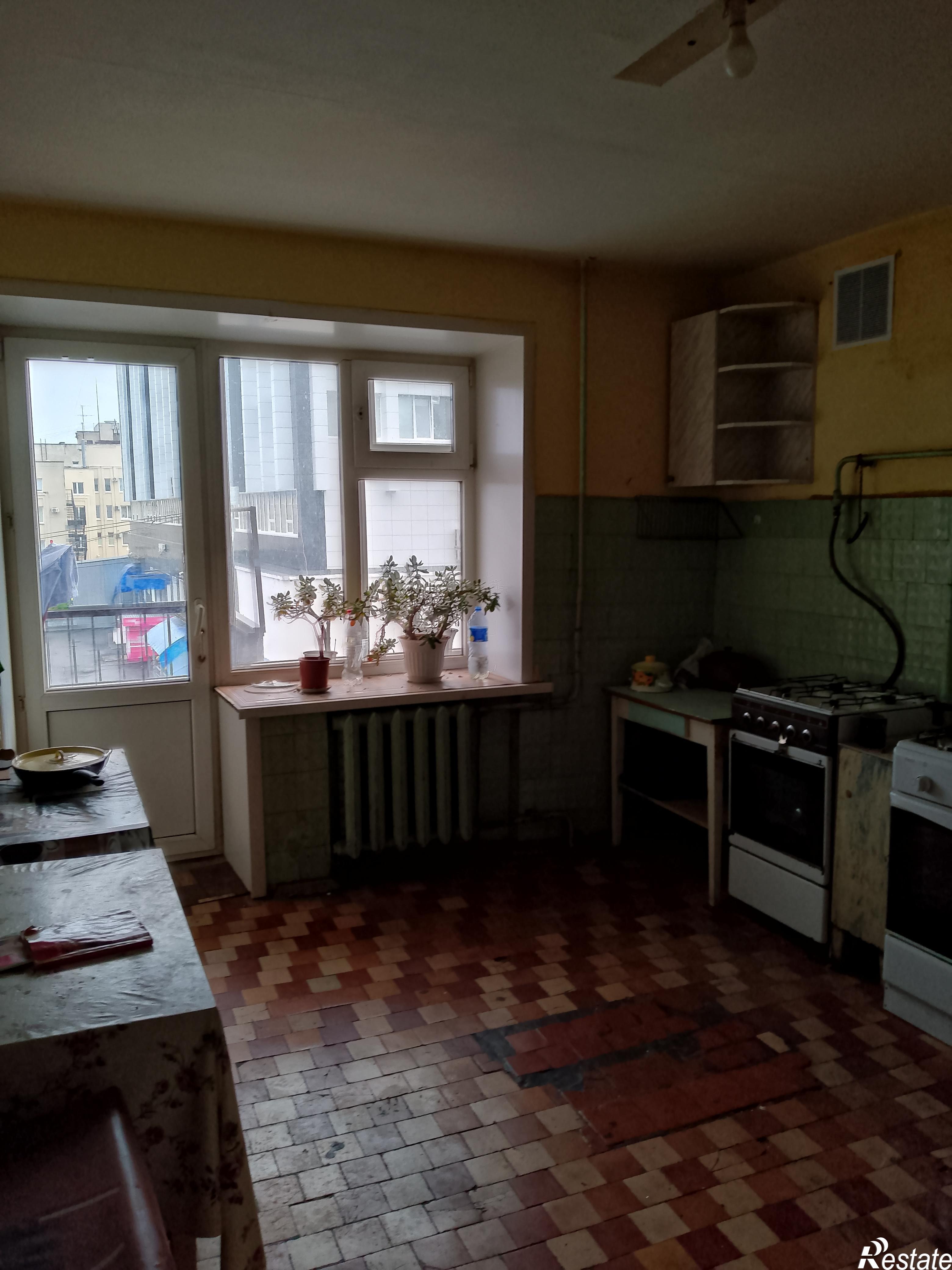 Сдать комнату за 12 000 рублей на Тракторостроителей, 7