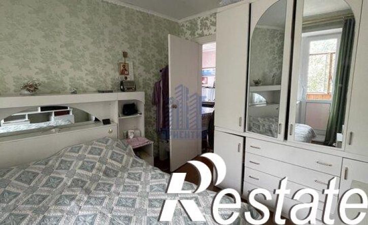 4-комн квартира улица Красина, 10,  д. 10