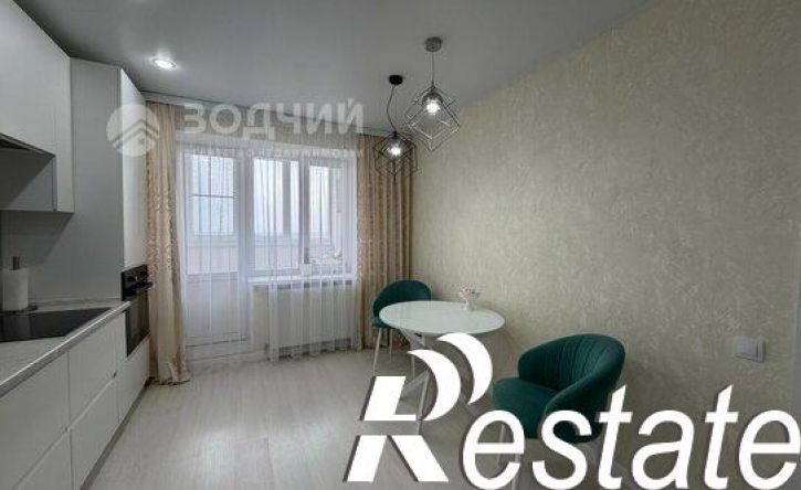 3-комн квартира Восточная улица (посёлок Восточный), 13,  д. 13