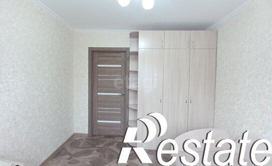 Купить квартиру за 6 857 000 рублей на Эгерский бульвар, 12