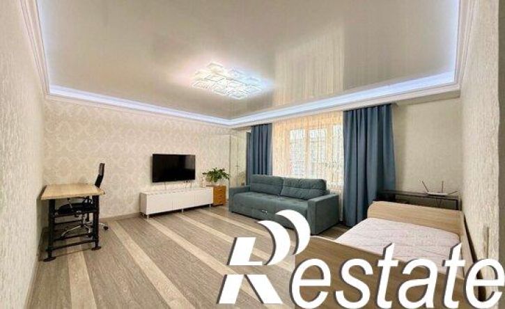 3-комн квартира проспект Тракторостроителей, 64,  д. 64